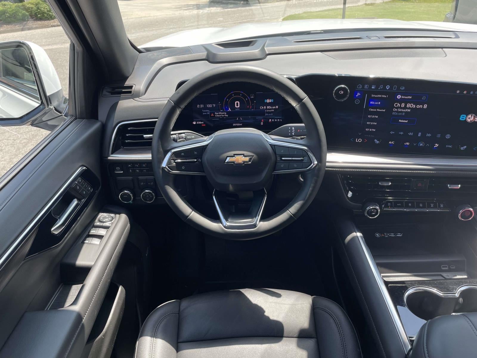 2025 Chevrolet Suburban LT
