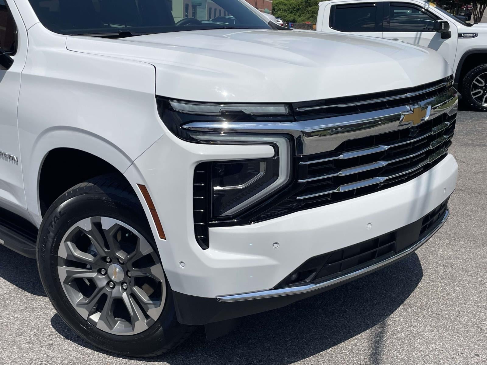2025 Chevrolet Suburban LT