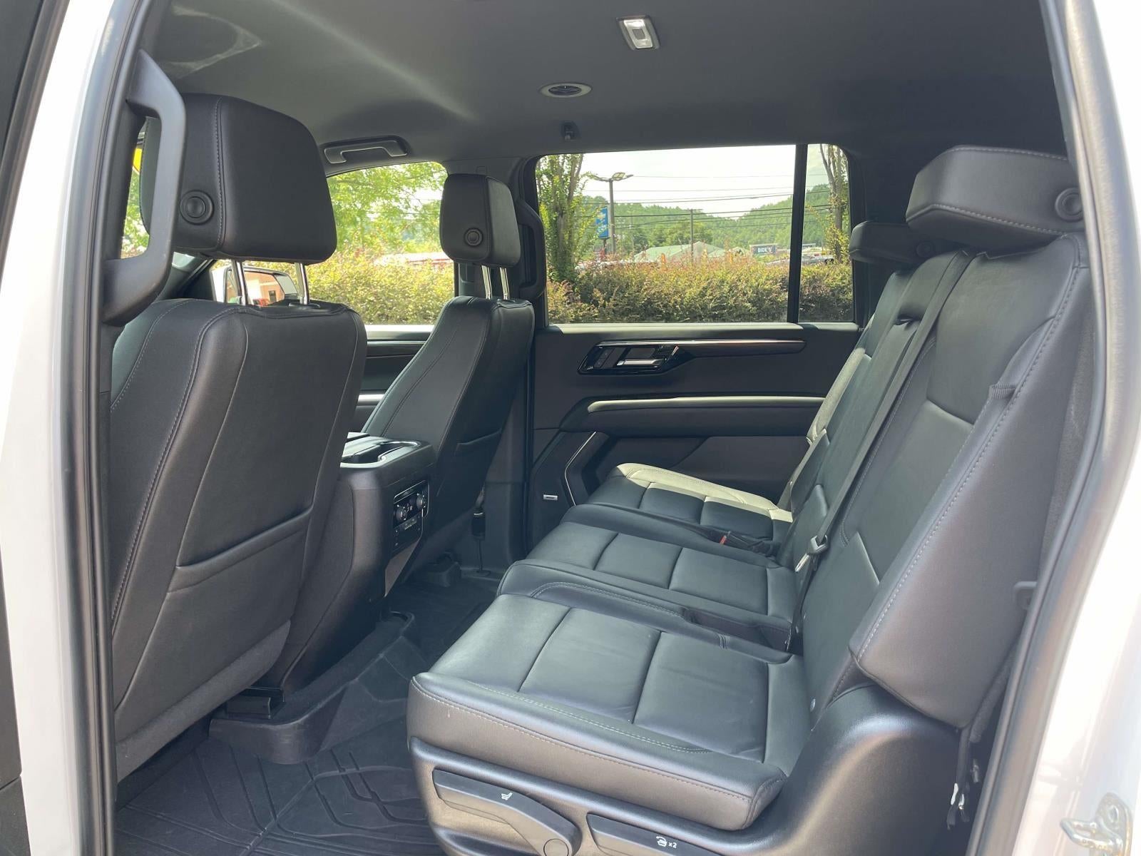 2025 Chevrolet Suburban LT