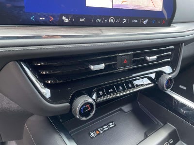 2025 Chevrolet Suburban LT