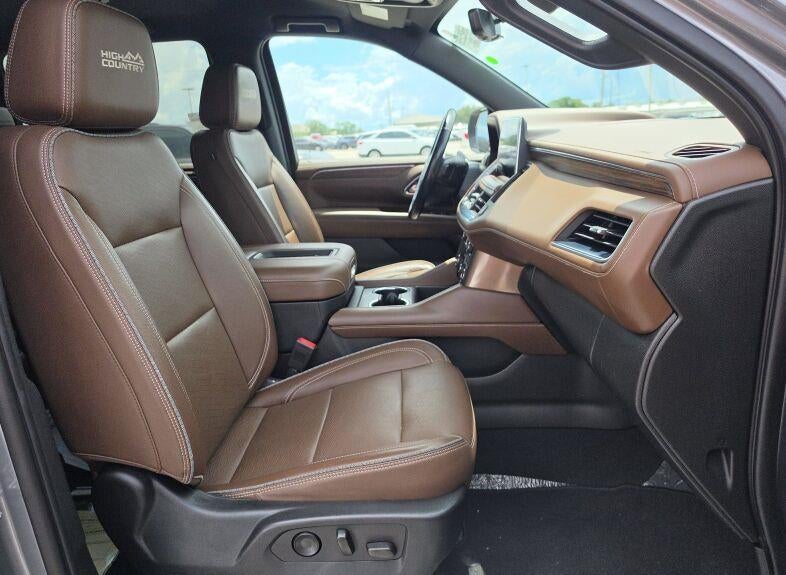 2022 Chevrolet Suburban High Country