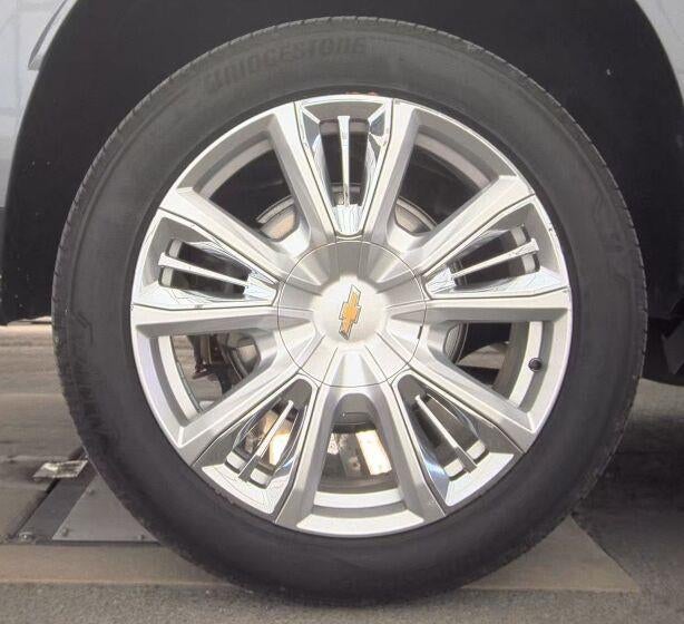 2022 Chevrolet Suburban High Country