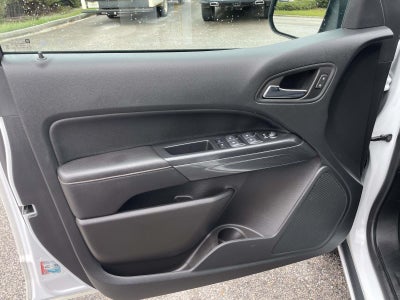 2022 GMC Canyon 4WD AT4 w/Cloth