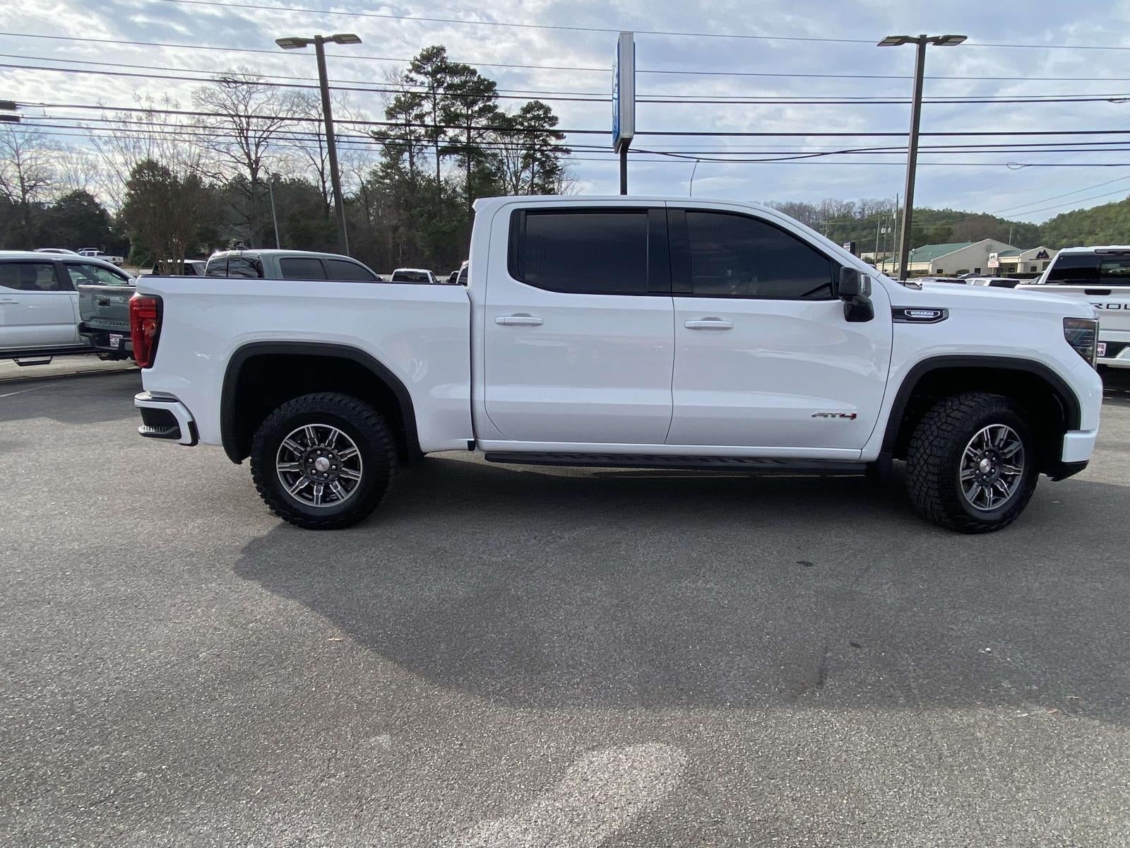 2024 GMC Sierra 1500 AT4