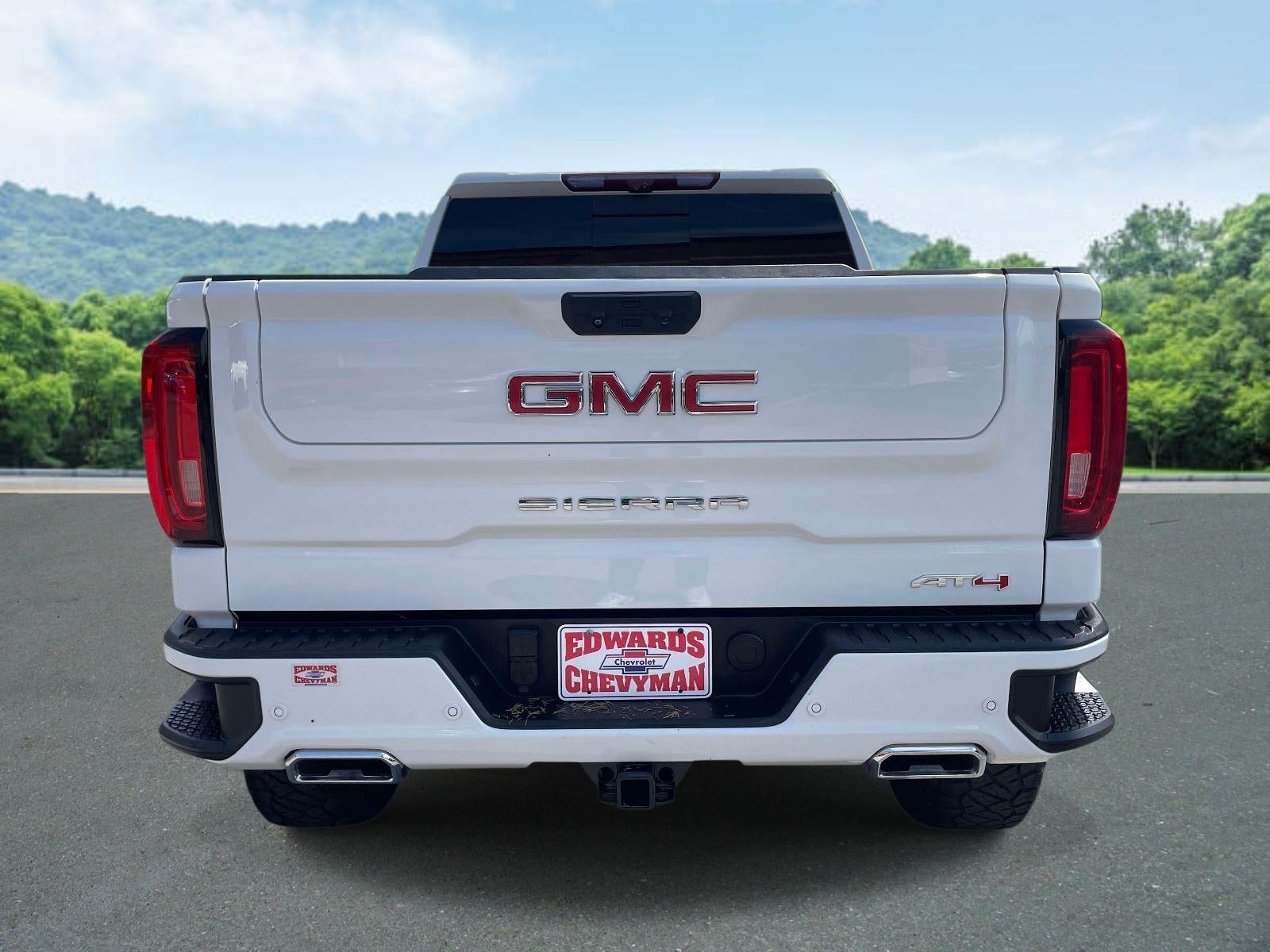 2022 GMC Sierra 1500 AT4