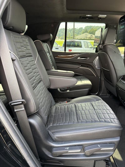 2023 Cadillac Escalade 4WD Sport Platinum