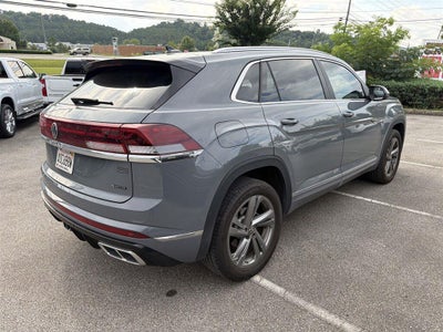 2024 Volkswagen Atlas Cross Sport 2.0T SEL R-Line