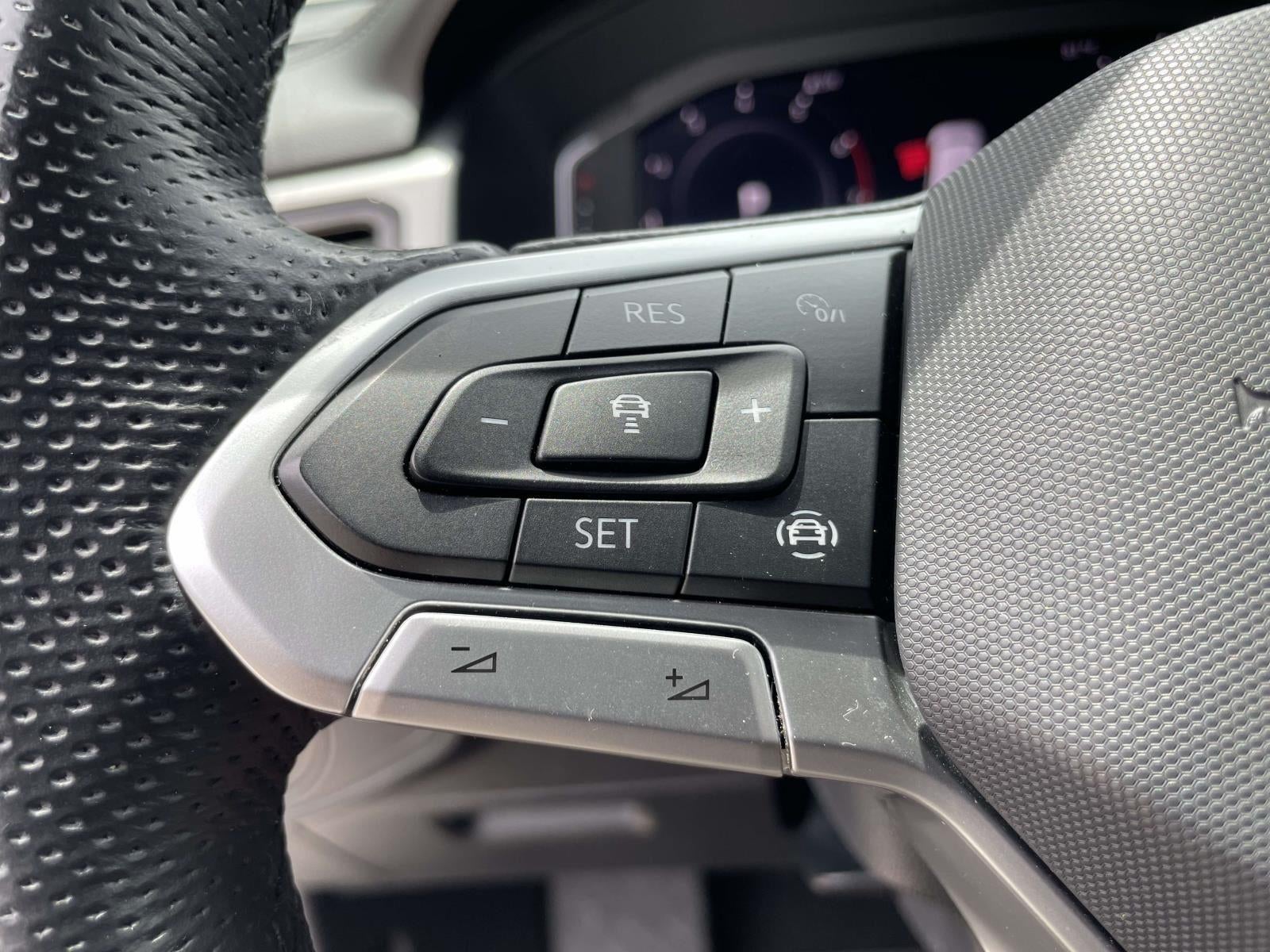 2020 Volkswagen Atlas Cross Sport 3.6L V6 SEL R-Line