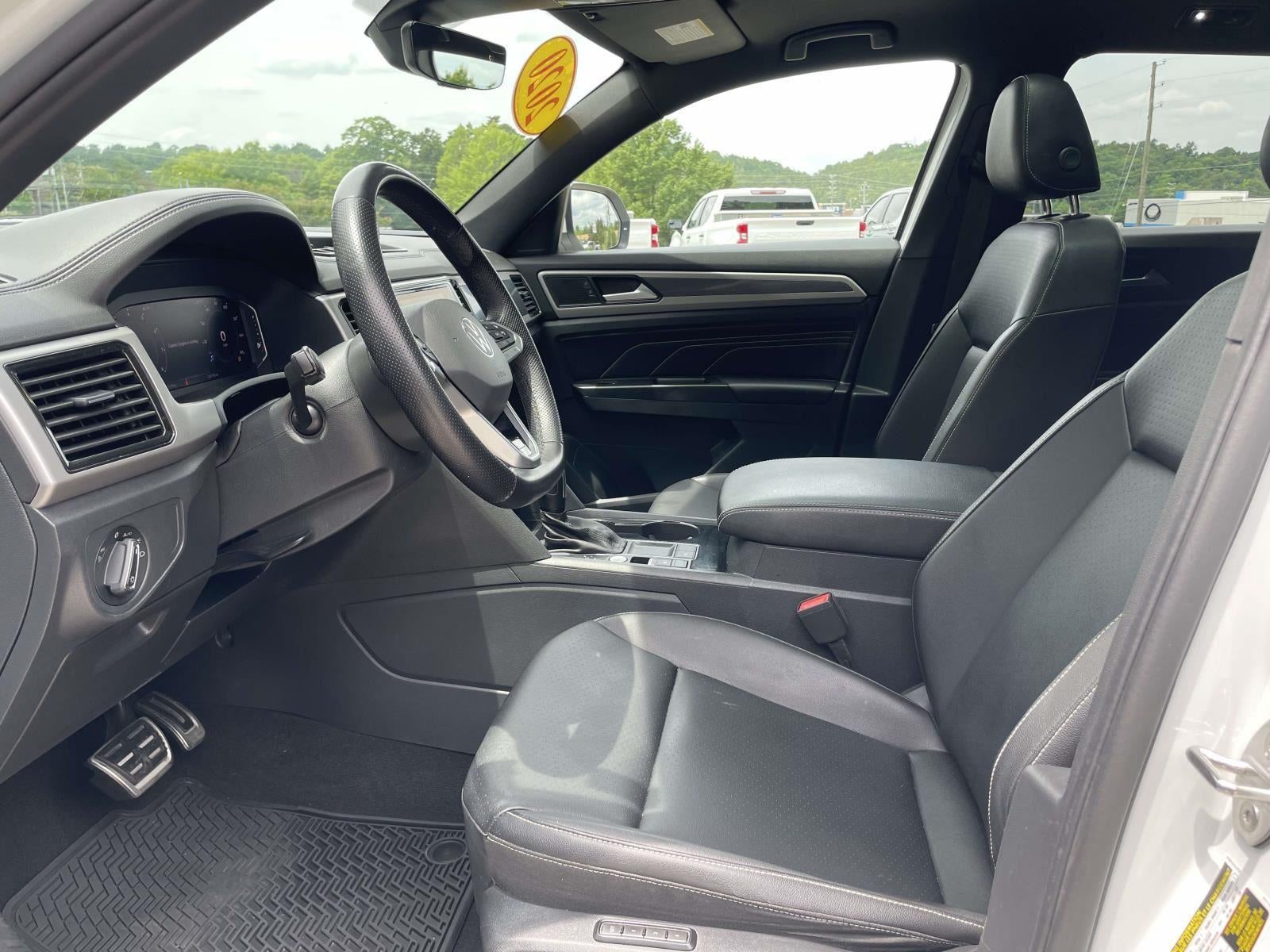 2020 Volkswagen Atlas Cross Sport 3.6L V6 SEL R-Line