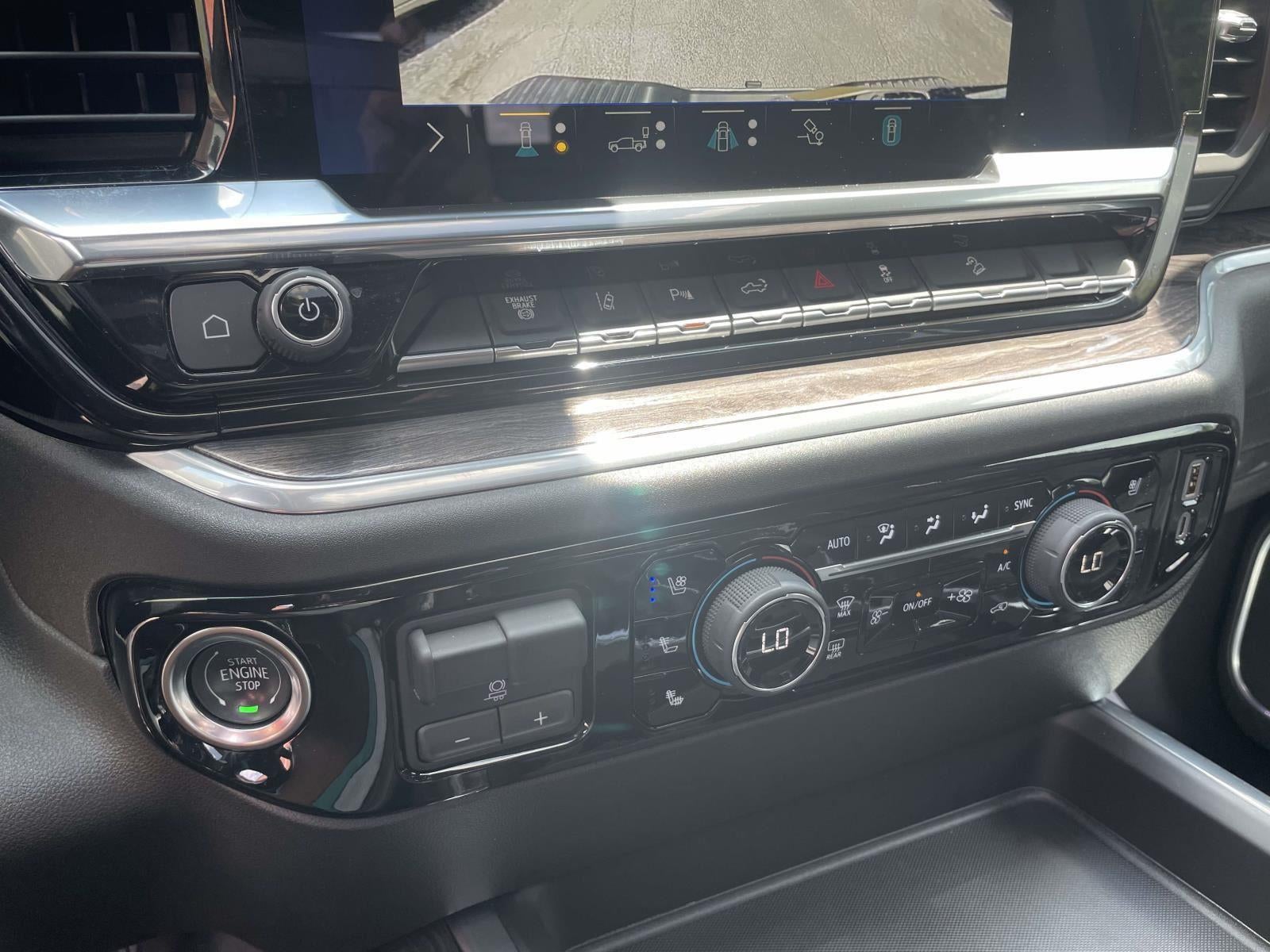 2025 Chevrolet Silverado 3500 HD LTZ