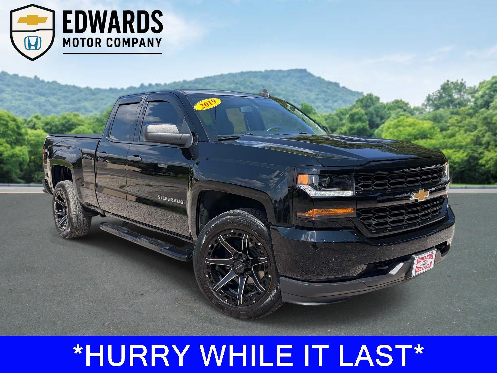 2019 Chevrolet Silverado LD Custom