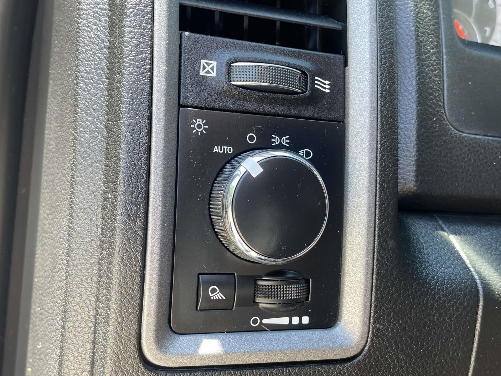 2021 RAM 1500 Classic Tradesman