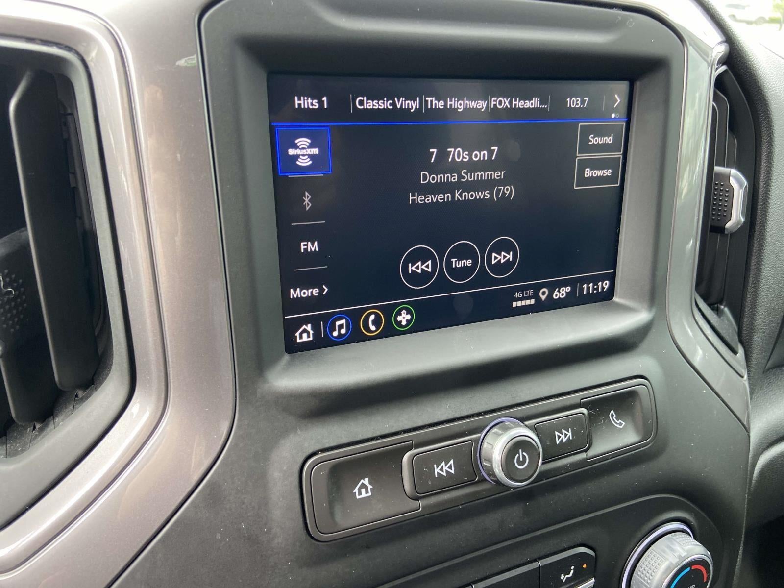 2022 Chevrolet Silverado 1500 Custom