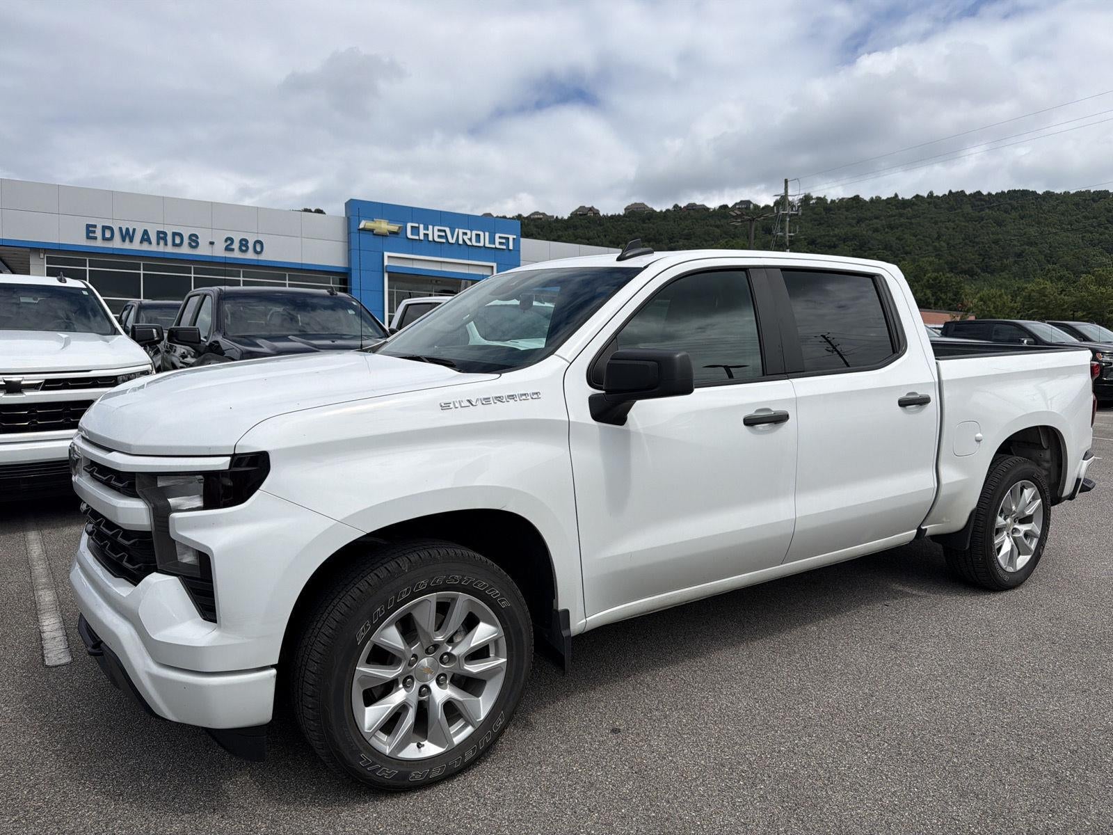 2024 Chevrolet Silverado 1500 Custom