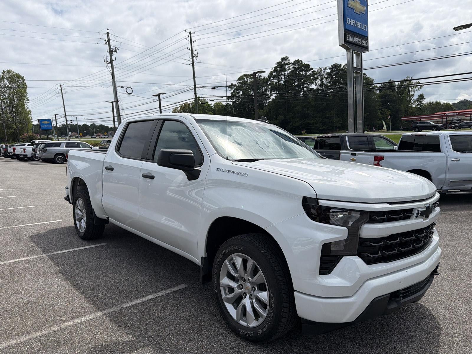 2024 Chevrolet Silverado 1500 Custom