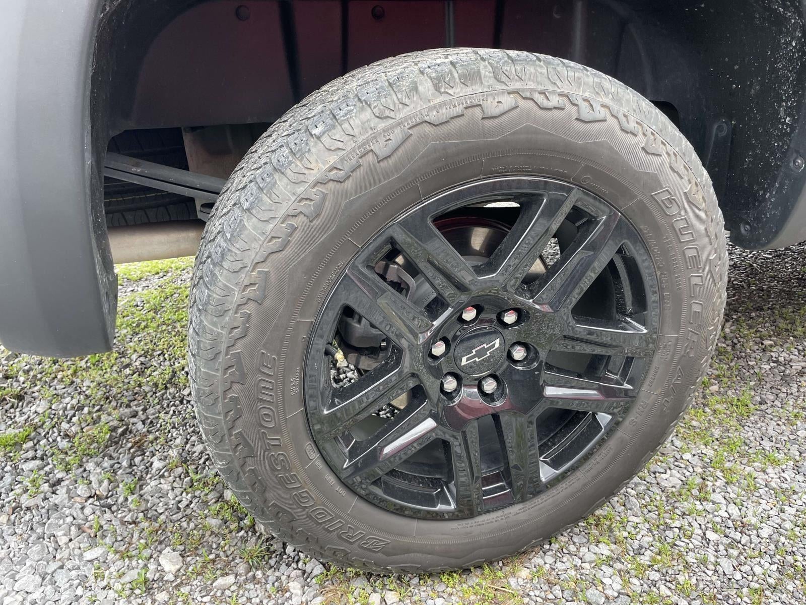 2023 Chevrolet Silverado 1500 Custom Trail Boss