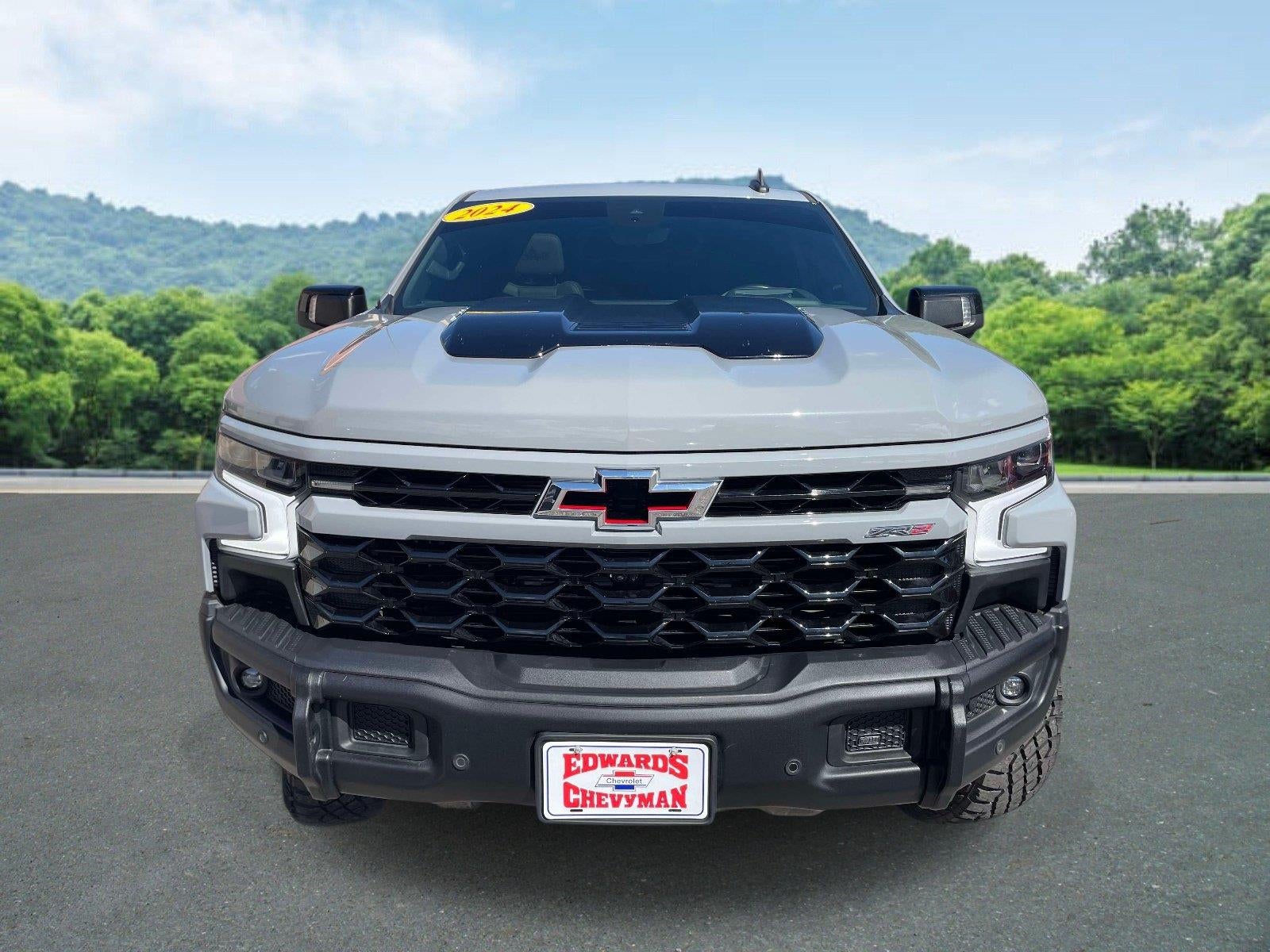 2024 Chevrolet Silverado 1500 ZR2