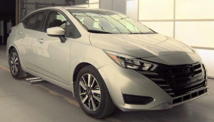 2025 Nissan Versa SV