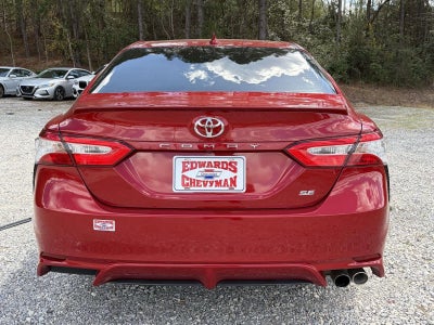2020 Toyota Camry SE