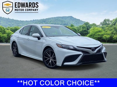 2024 Toyota Camry SE
