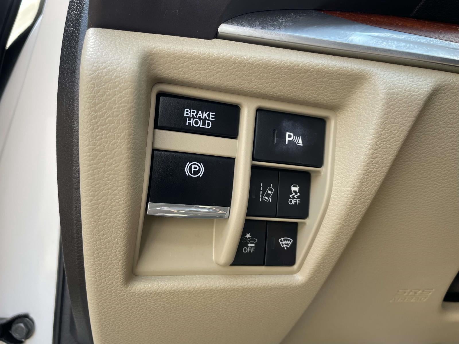 2017 Acura MDX w/Advance/Entertainment Pkg