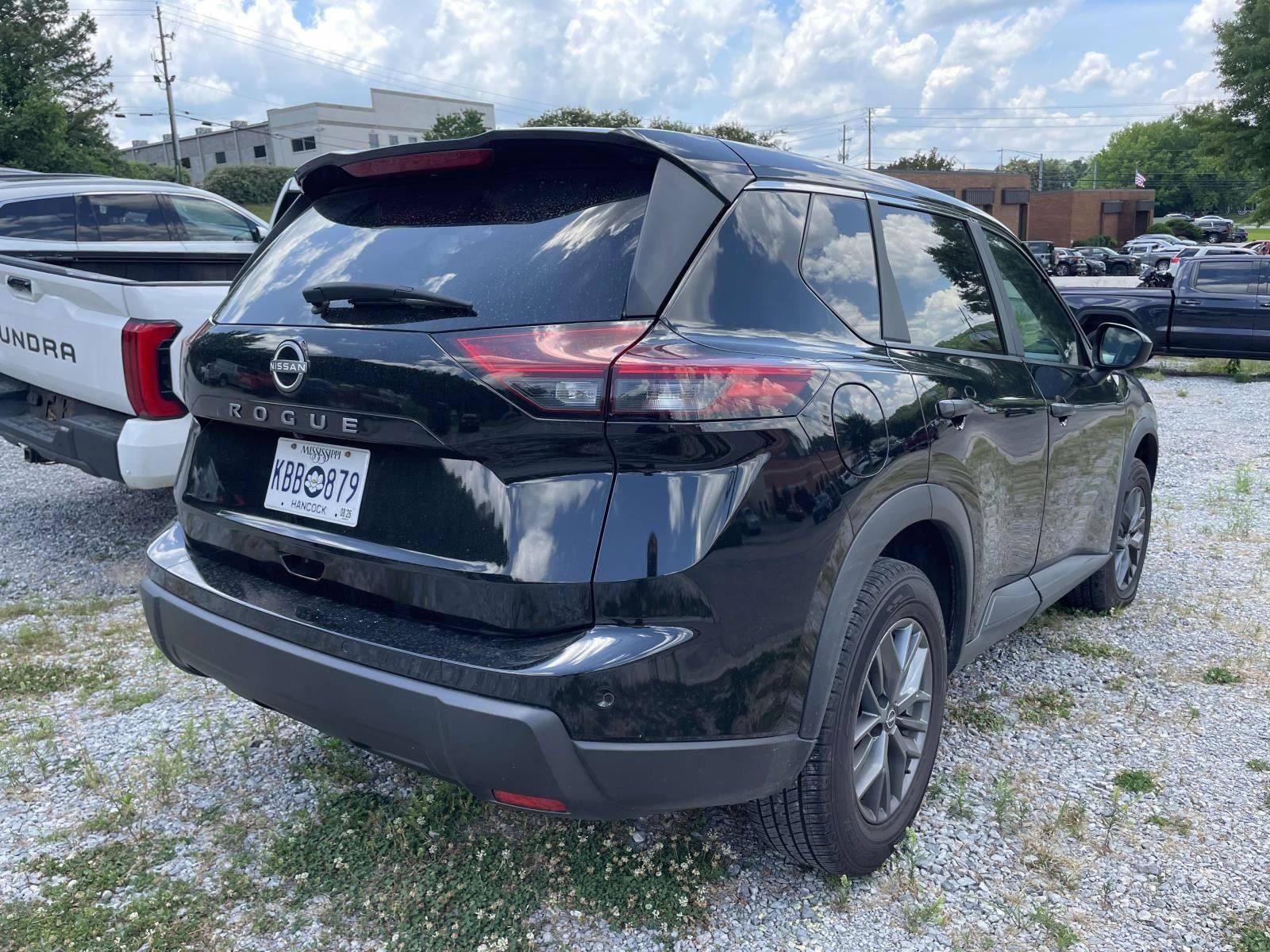2024 Nissan Rogue S