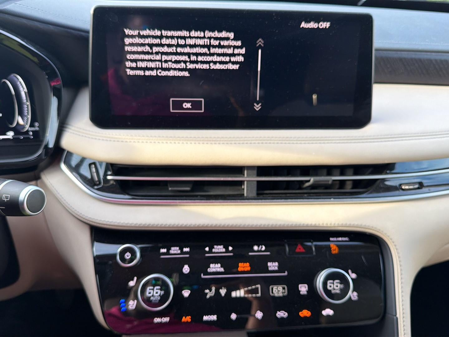 2023 INFINITI QX60 SENSORY