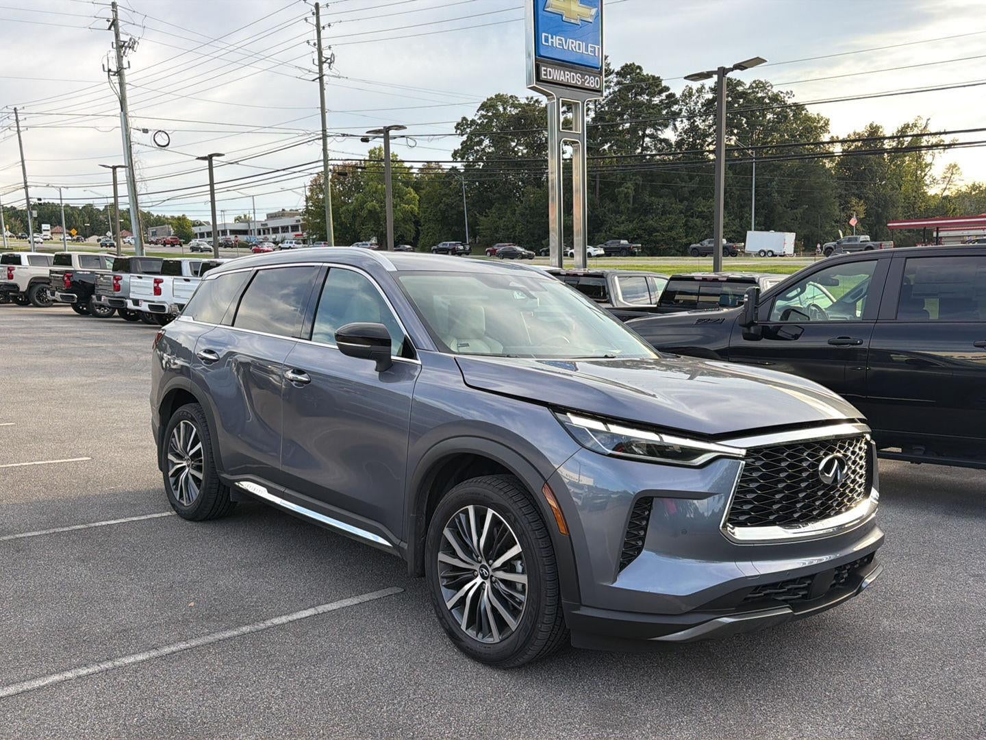 2023 INFINITI QX60 SENSORY