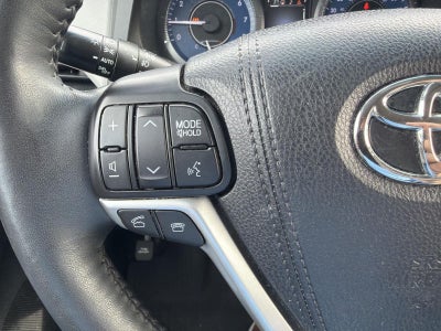 2017 Toyota Sienna XLE