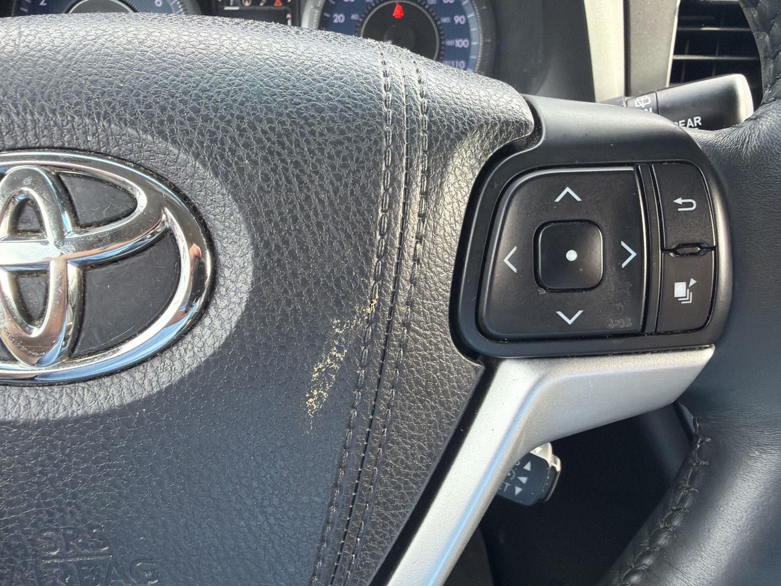 2017 Toyota Sienna XLE