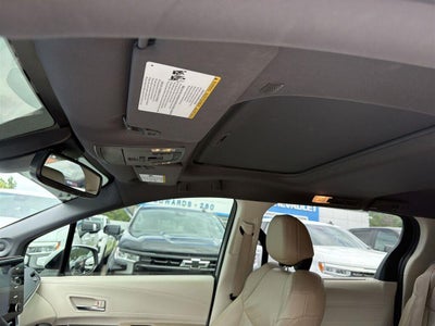 2023 Toyota Sienna Limited