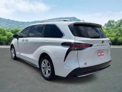 2023 Toyota Sienna Limited