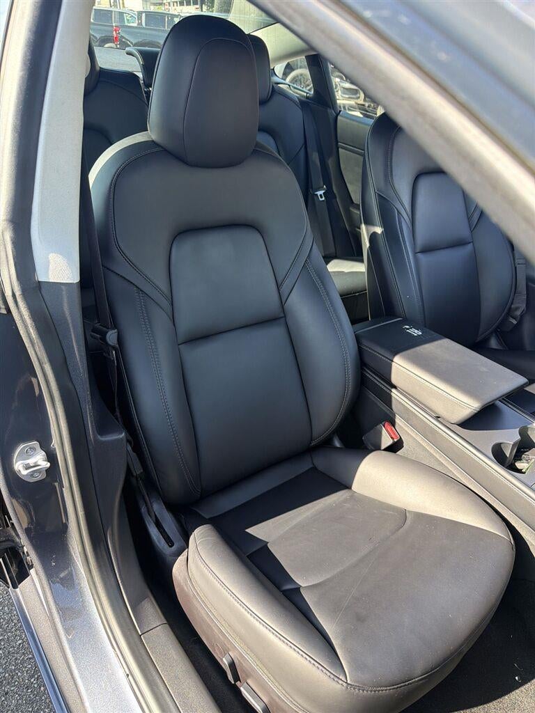 2022 Tesla Model 3 Base