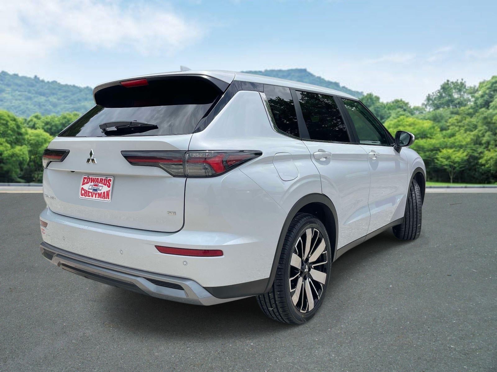2025 Mitsubishi Outlander SE