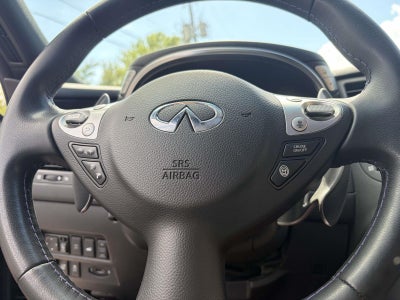 2015 INFINITI QX70 Base