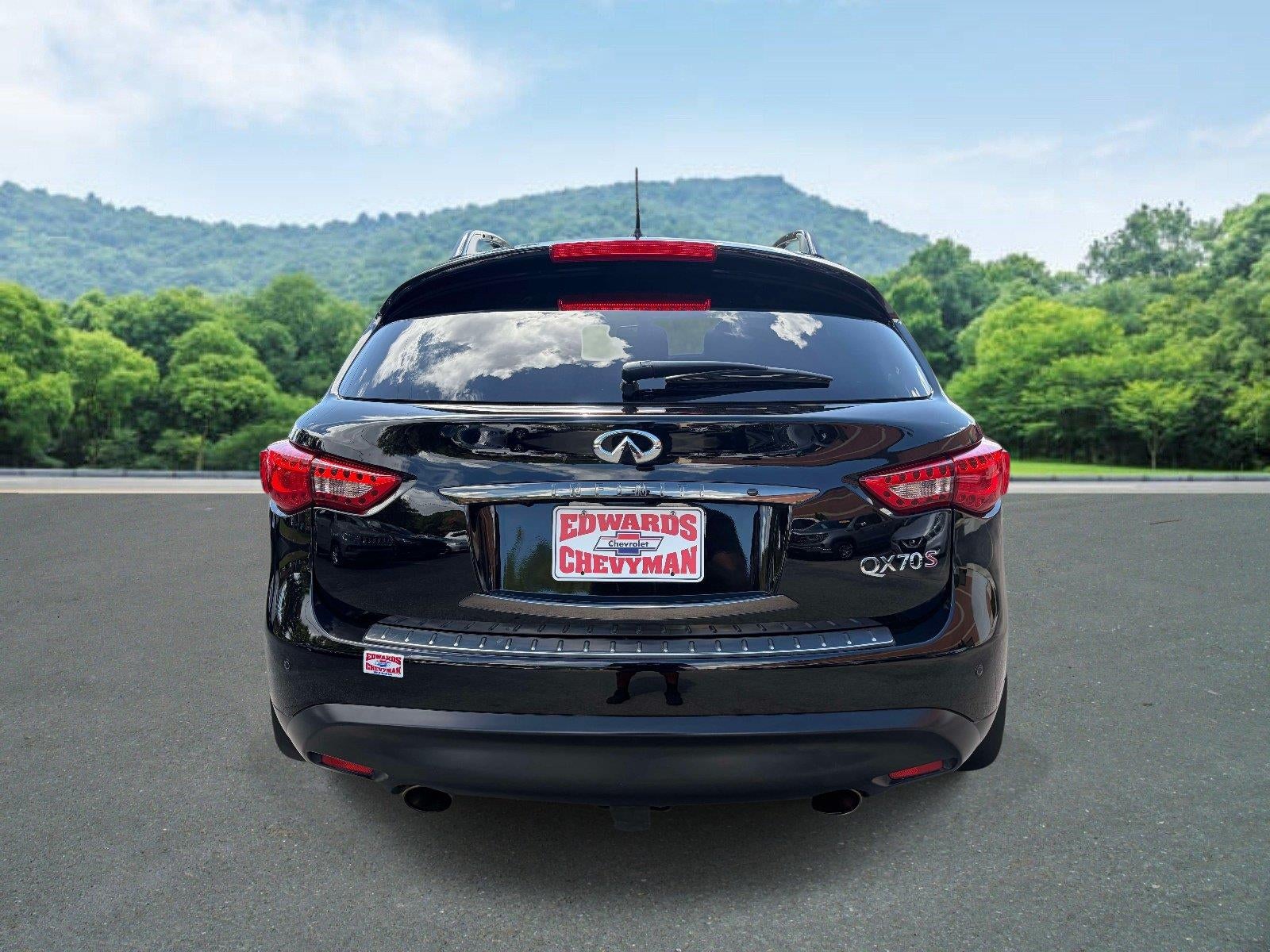 2015 INFINITI QX70 Base