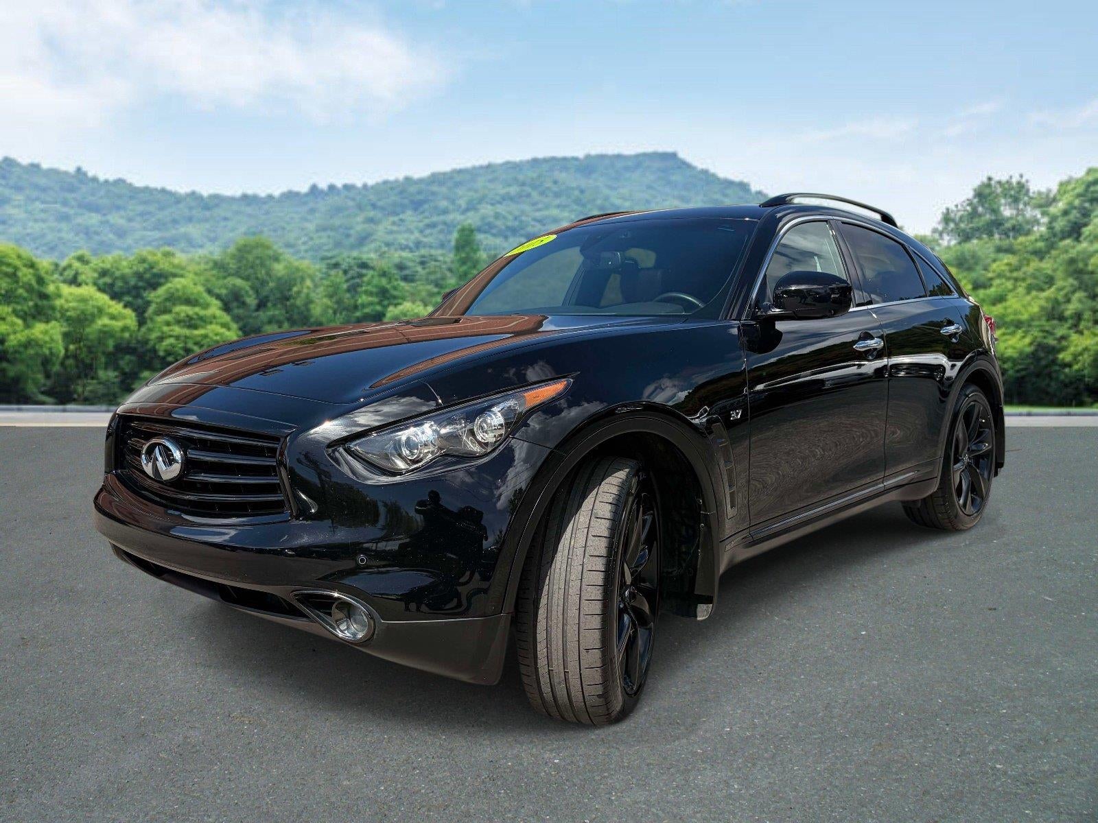 2015 INFINITI QX70 Base