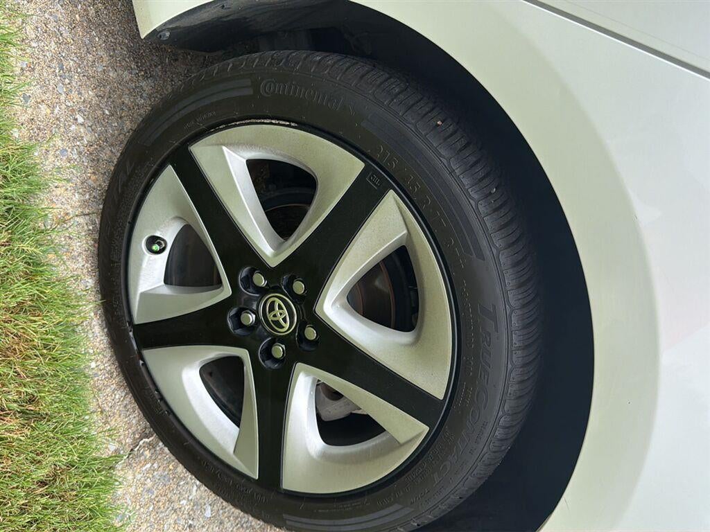 2016 Toyota Prius Four