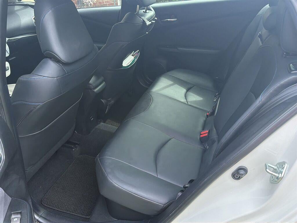 2016 Toyota Prius Four