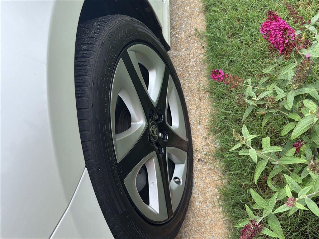 2016 Toyota Prius Four