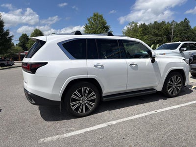 2022 Lexus LX LX 600 Luxury