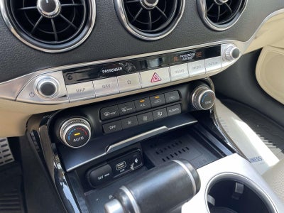 2022 Kia Stinger GT1