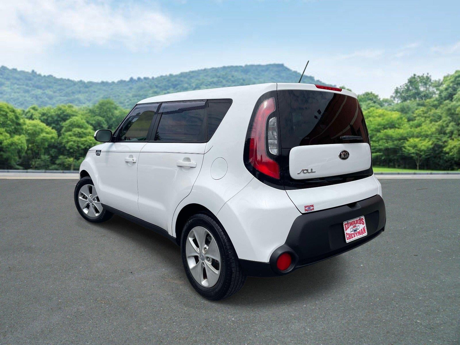 2016 Kia Soul Base
