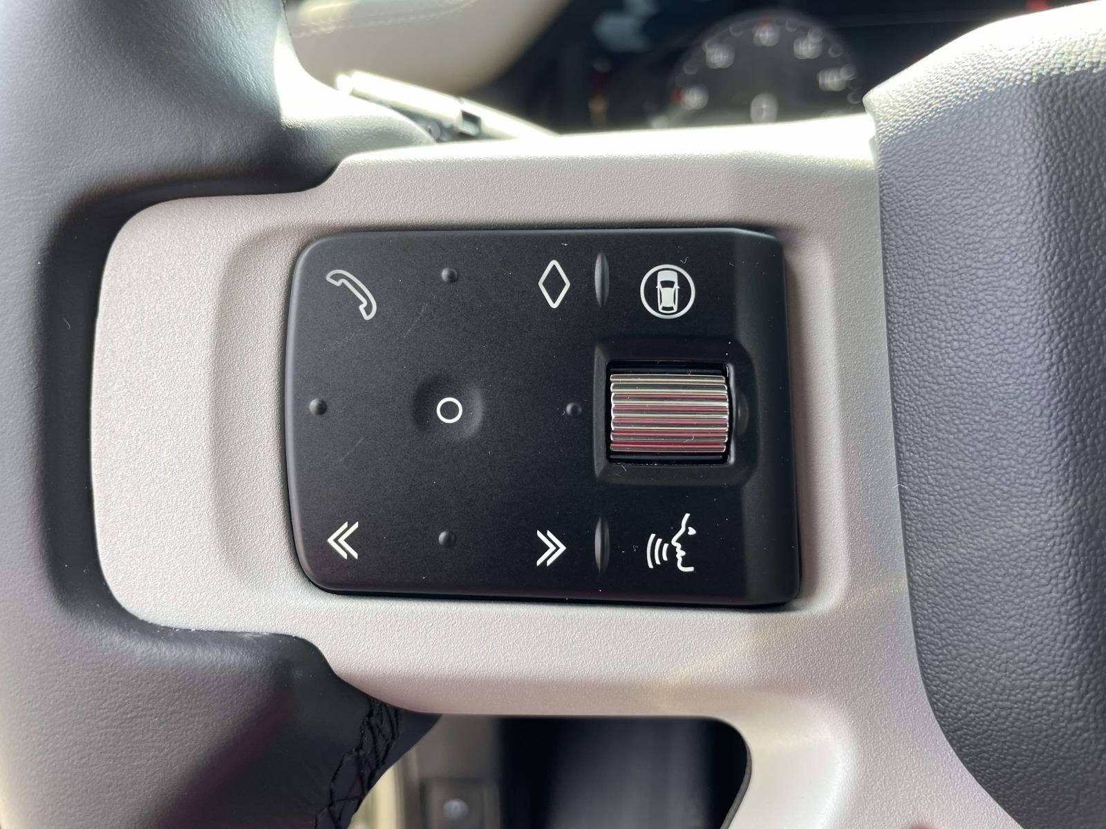 2024 Land Rover Defender S