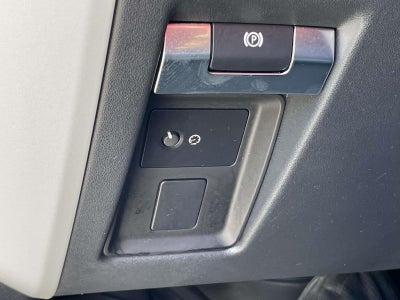 2024 Land Rover Defender S