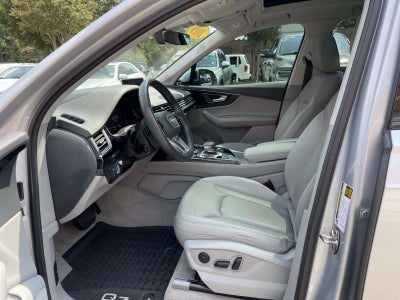 2019 Audi Q7 Prestige
