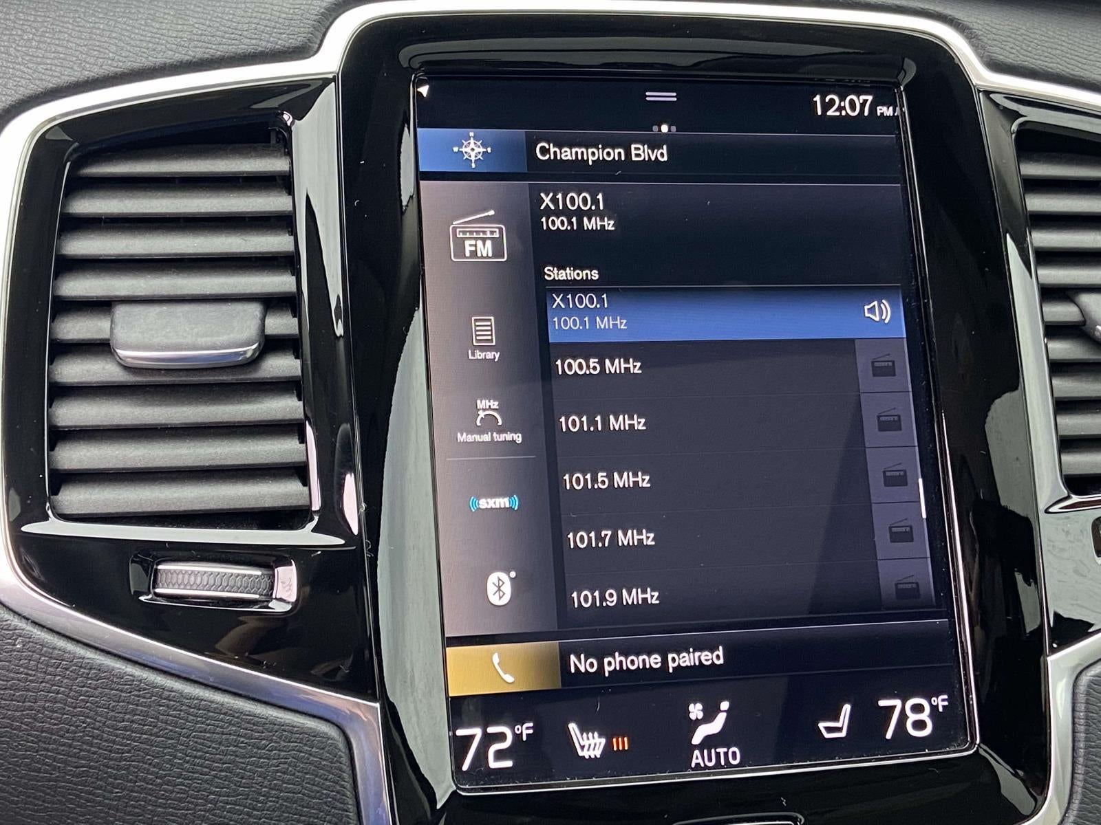 2022 Volvo XC90 Momentum