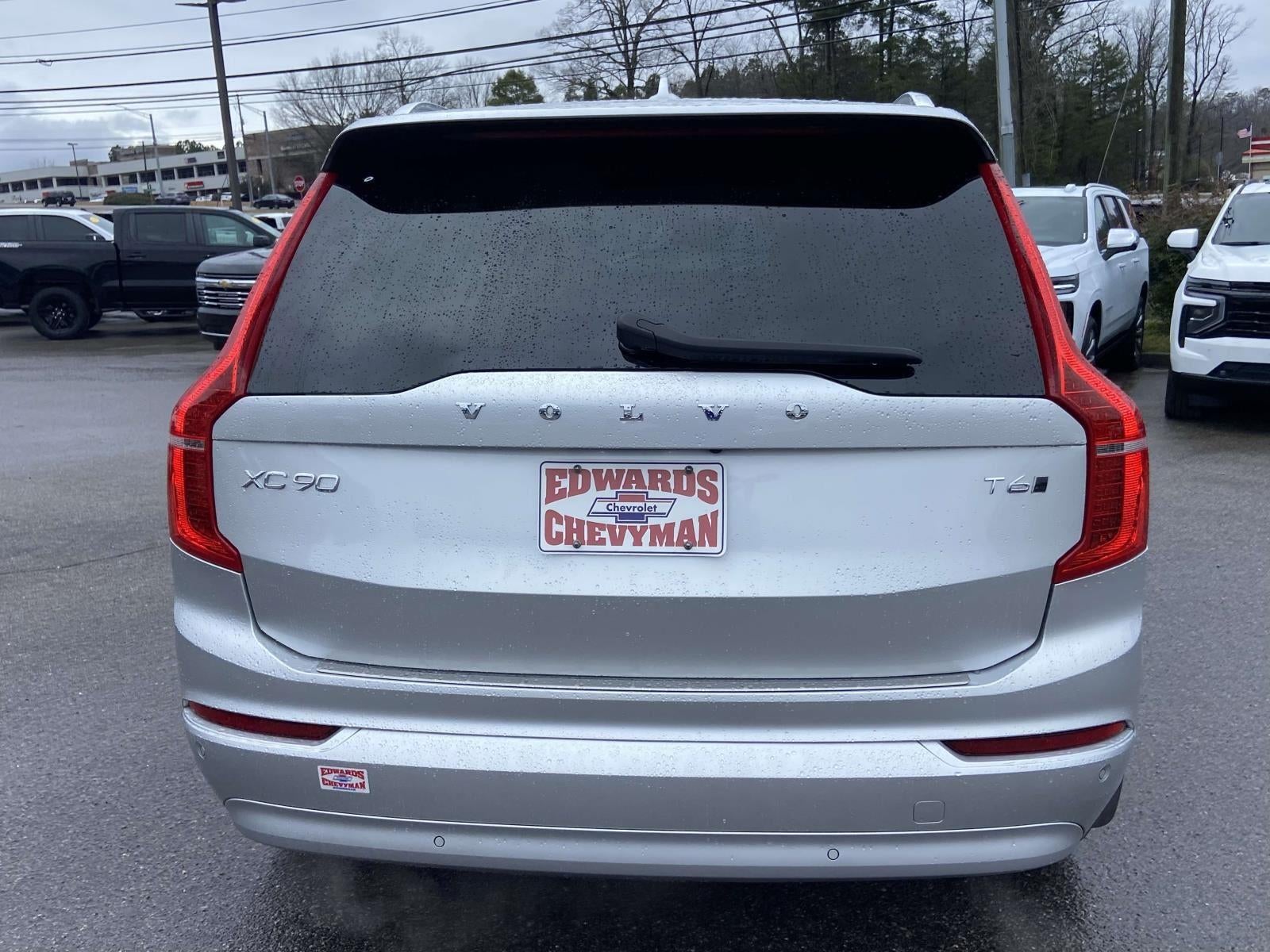 2022 Volvo XC90 Momentum