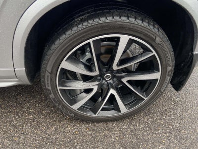 2022 Volvo XC90 Momentum