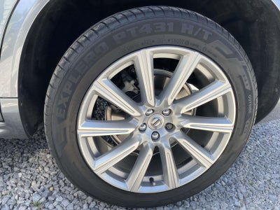 2019 Volvo XC90 Inscription